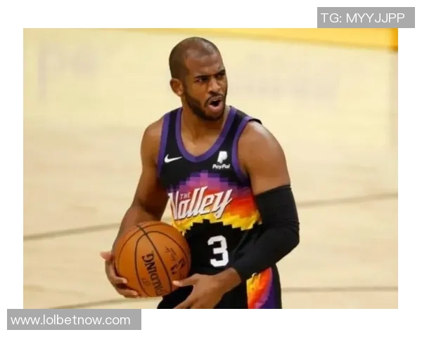 姚明与保罗在季后赛的精彩对决与历史回顾