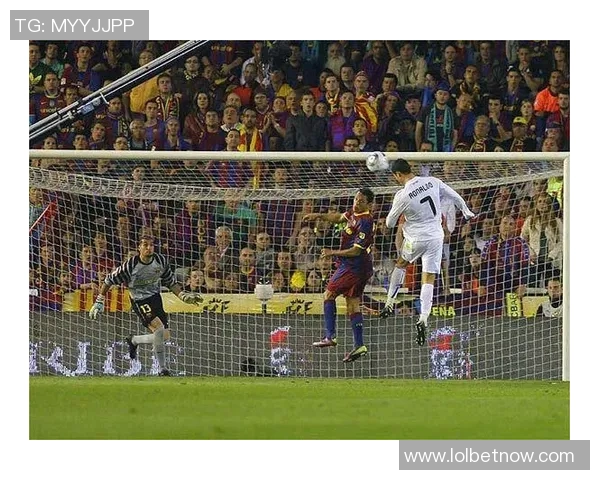 国王杯精彩对决波尔图逆转曼城乌龙球成比赛转折点解析