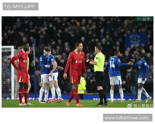 中超激战切尔西与利物浦平局帽子戏法引发争议判罚全场沸腾