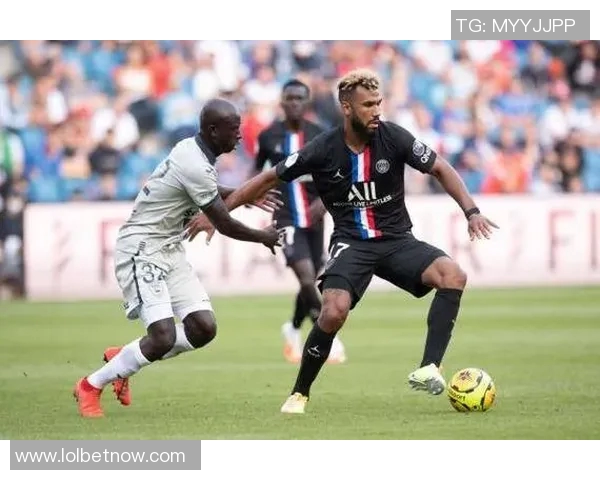 世界杯波尔图大胜巴黎圣日耳曼神奇扑救瞬间震撼全场战报解析