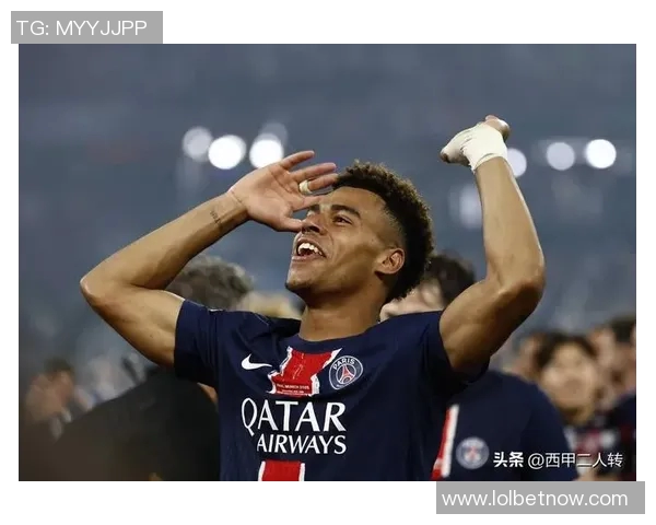 足总杯惊现冷门巴黎圣日耳曼与切尔西激战成平局帽子戏法引发全场沸腾