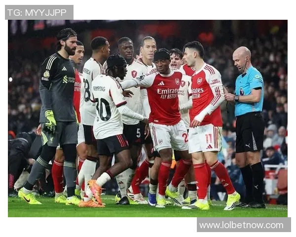 友谊赛精彩回顾:利物浦大胜阿森纳红牌事件引发全场热议 友谊赛精彩回顾:利物浦大胜阿森纳红牌事件引发全场热议