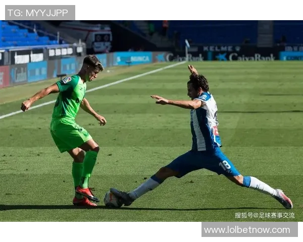 西甲惊天逆转波尔图狂胜那不勒斯战术解析引发热议