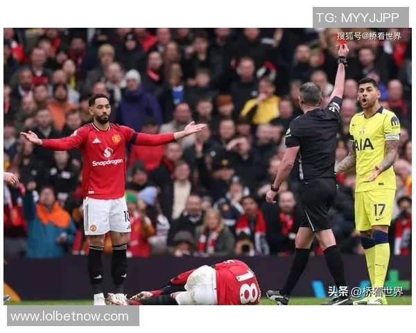 热刺友谊赛大胜曼联3-0战术解析与精彩瞬间回顾 热刺友谊赛大胜曼联3-0战术解析与精彩瞬间回顾