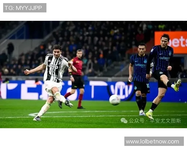 足总杯激战国米逆转多特蒙德乌龙球成关键瞬间引发全场沸腾 足总杯激战国米逆转多特蒙德乌龙球成关键瞬间引发全场沸腾