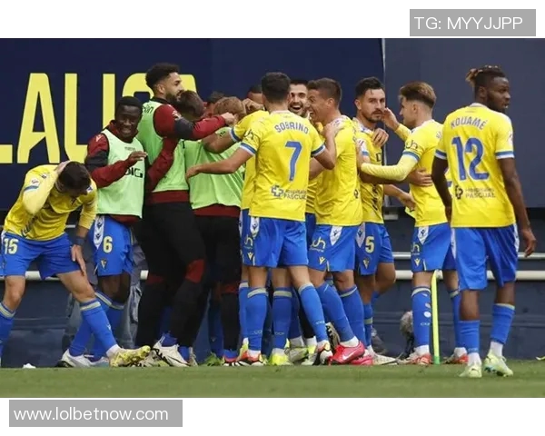 世界杯惊天冷门马竞3-0战胜里昂全场沸腾瞬间回顾与分析